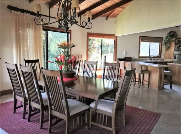 Spectacular 4 bedroom villa in Atenas, Roca Verde - Kitchen & Dining